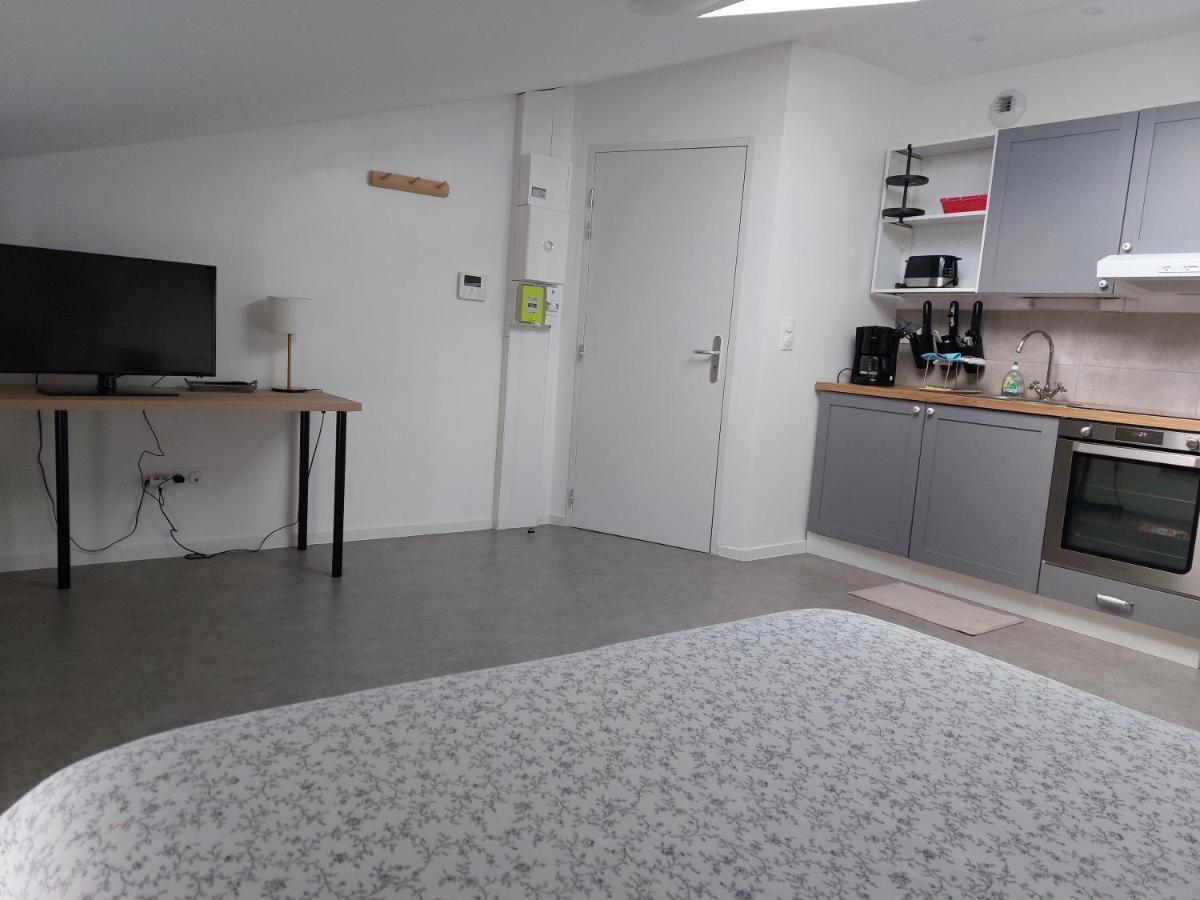 Studio Mezzanine Tout Confort Corny-sur-Moselle Bagian luar foto